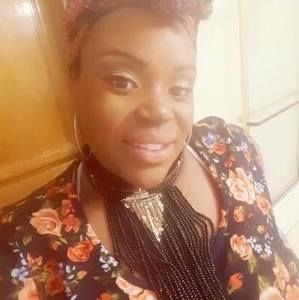 Meet your Posher, Monic